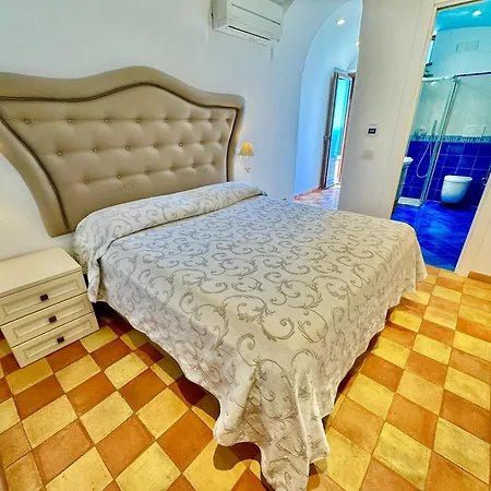 Feriehus Golden Vaults Praiano